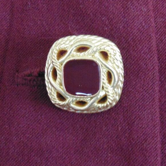 new LESLIE FAY Skirt Suit, 14/16, 2 piece, Jacket & Skirt, Burgundy, washable - Picture 10 of 16